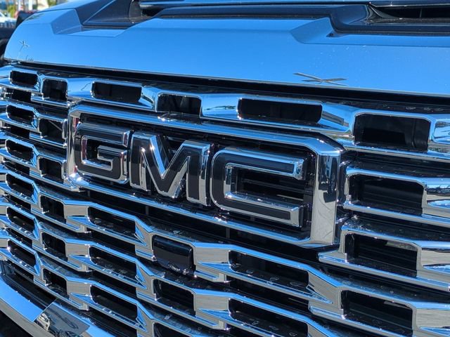 New 2026 GMC Sierra 2500 Denali w/ Technology Package AWD/4WD image 33