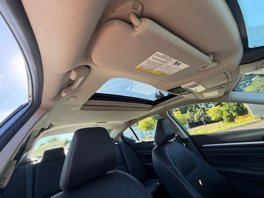 Used 2020 Nissan Altima 2.0 Platinum FWD image 27