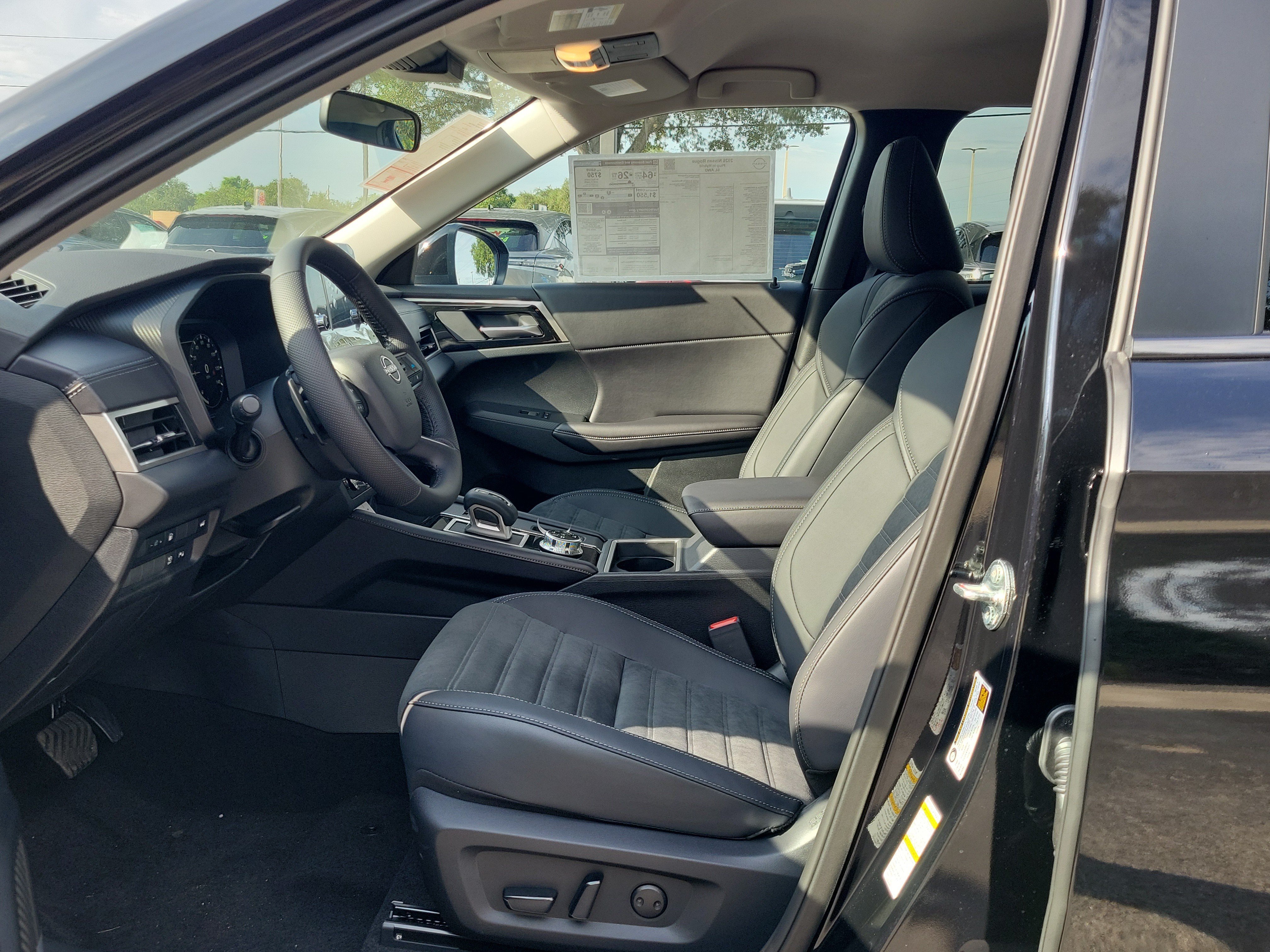 New 2026 Nissan Rogue SL AWD/4WD image 11
