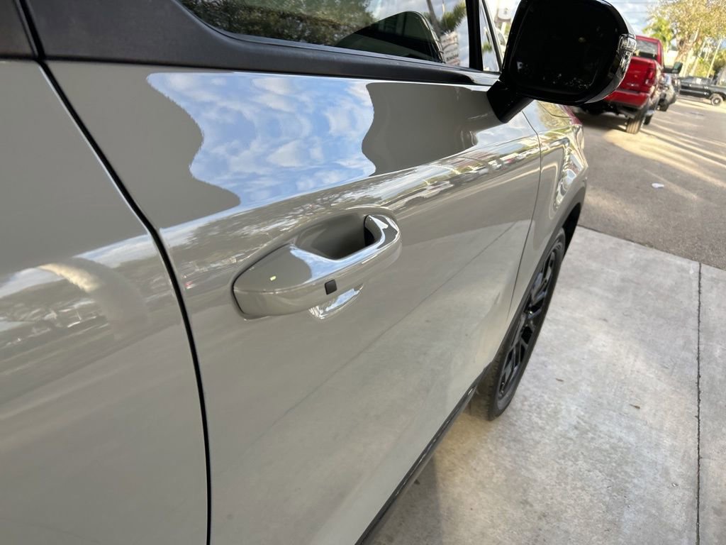 Used 2022 Kia Telluride SX w/ SX Prestige Package image 19