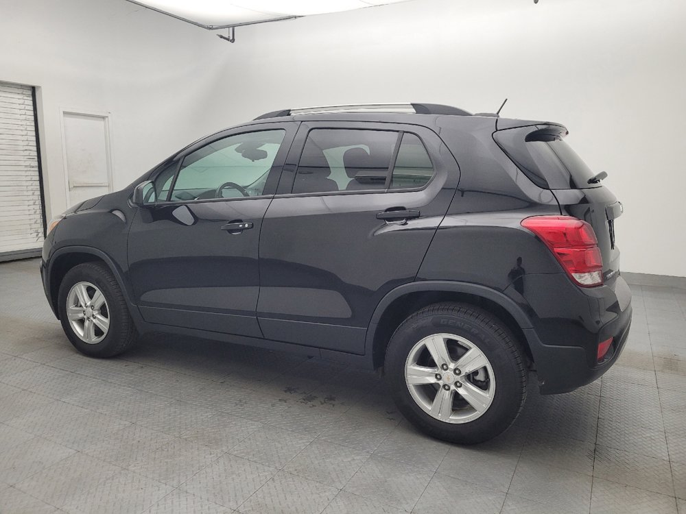 Used 2022 Chevrolet Trax LT w/ Driver Confidence Package AWD/4WD image 3