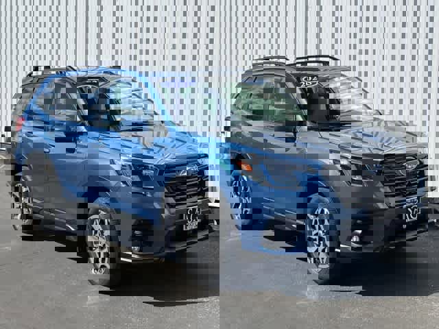 Used 2023 Subaru Forester Premium w/ Popular Package #2 image 8