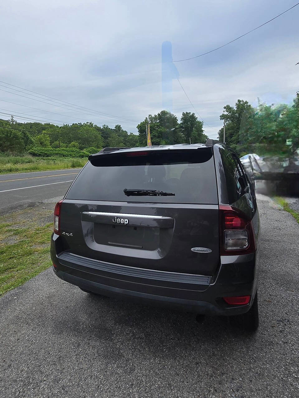 Used 2014 Jeep Compass Latitude AWD/4WD image 7