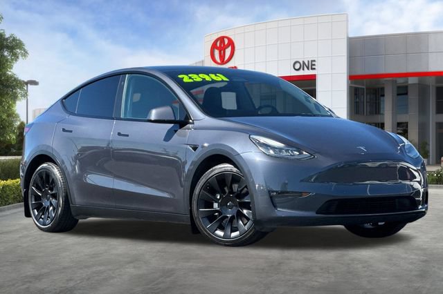 Used 2021 Tesla Model Y Long Range AWD/4WD image 2