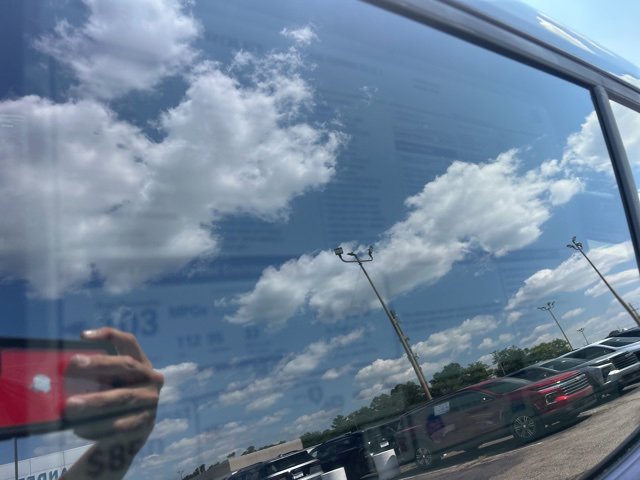 New 2026 Chevrolet Equinox EV LT image 34