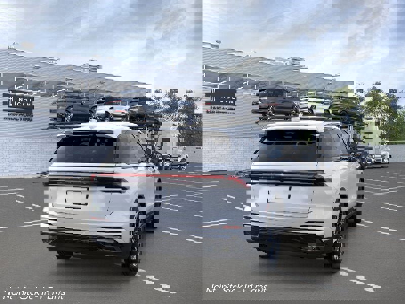 New 2026 Lincoln Nautilus Premier w/ Equipment Group 102A image 8