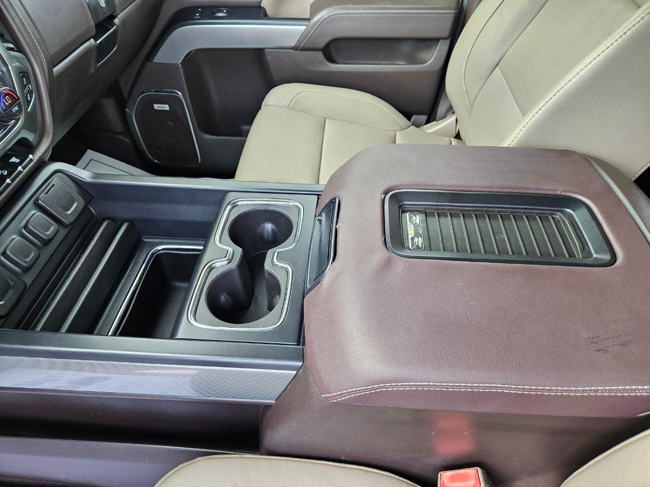 Used 2019 Chevrolet Silverado 2500 LTZ w/ Duramax Plus Package AWD/4WD image 19
