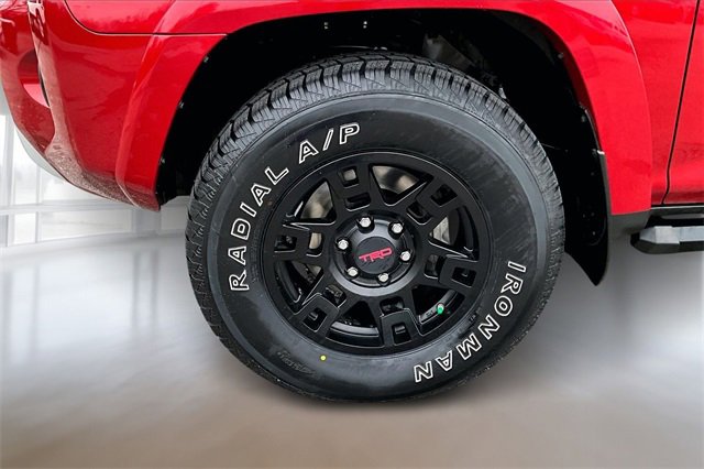 Used 2022 Toyota 4Runner TRD Off-Road Premium image 29