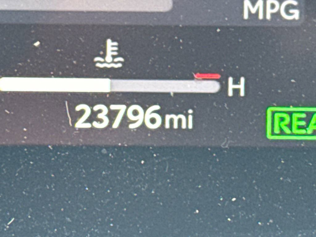 Used 2025 Toyota Grand Highlander AWD Hybrid image 22