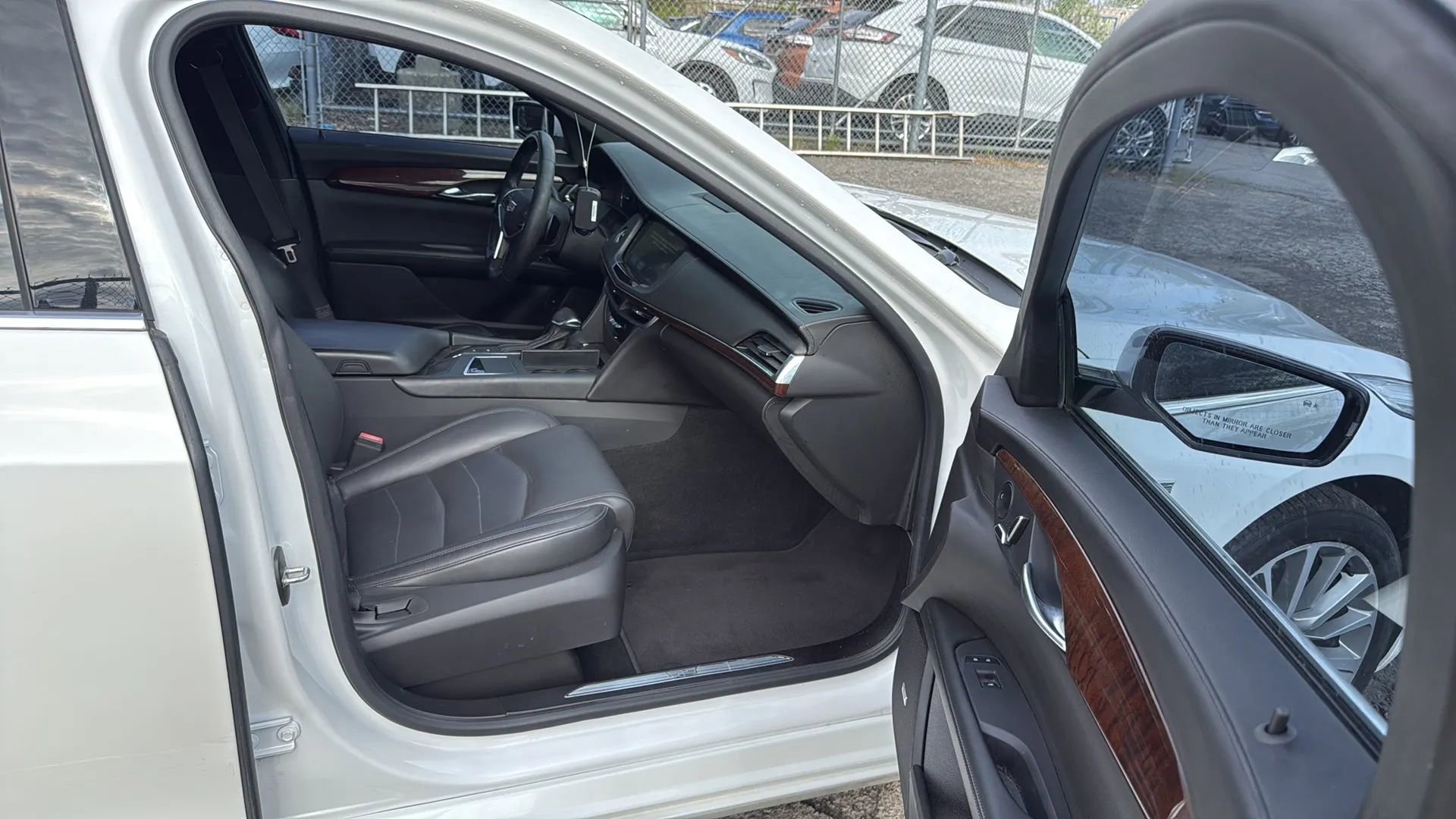 Used 2018 Cadillac CT6 3.6 AWD image 24