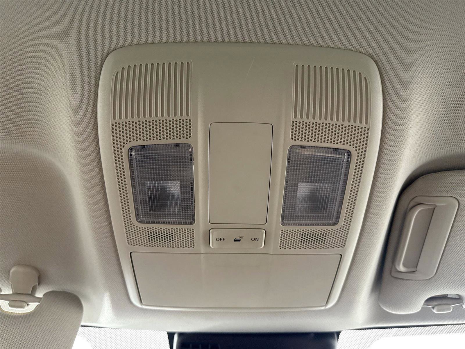 Used 2021 MAZDA CX-5 Touring image 21