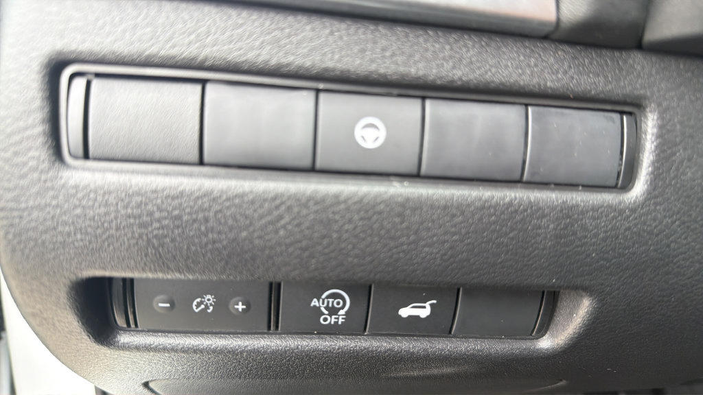 Certified 2026 Nissan Rogue SV w/ Cold Weather Package AWD/4WD image 20
