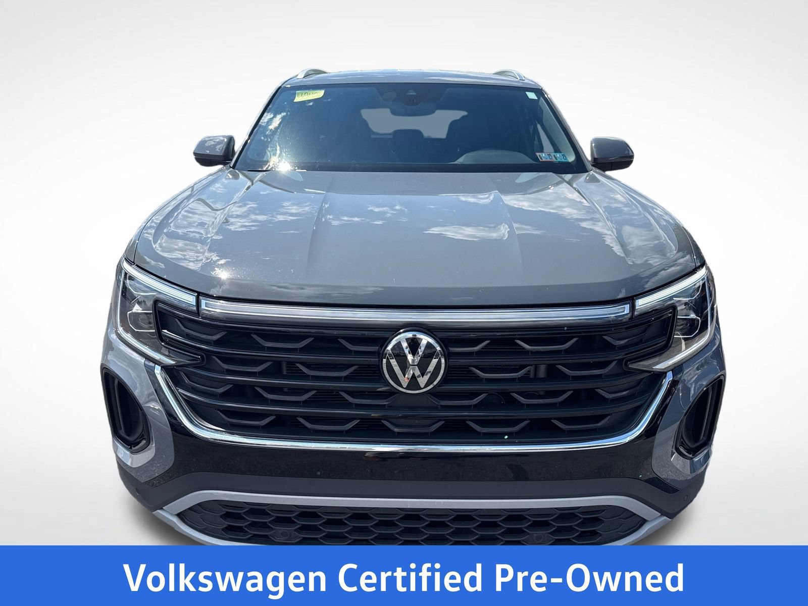 Certified 2025 Volkswagen Atlas Cross Sport SE AWD/4WD image 9