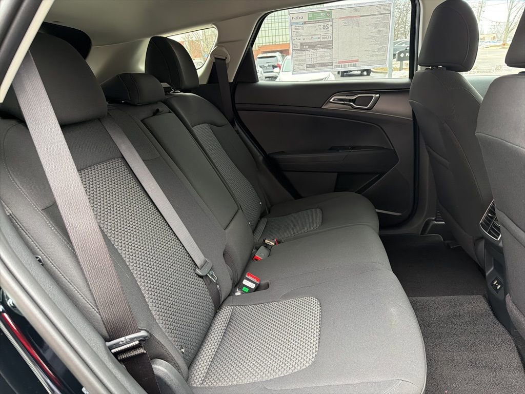 New 2026 Kia Sportage LX image 14