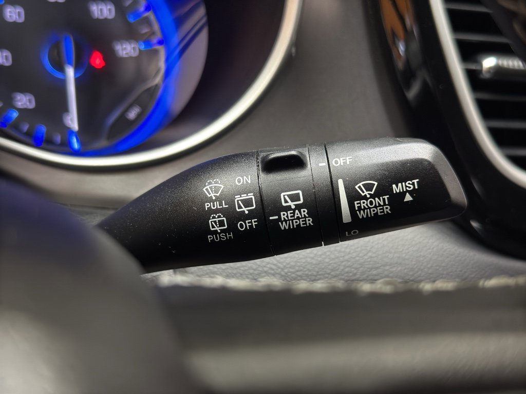 Used 2024 Chrysler Pacifica Touring-L image 26