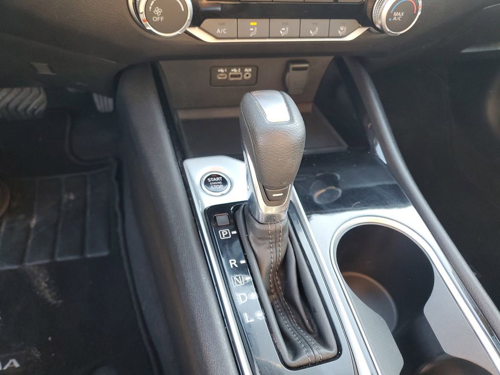 Used 2024 Nissan Altima 2.5 SV image 23