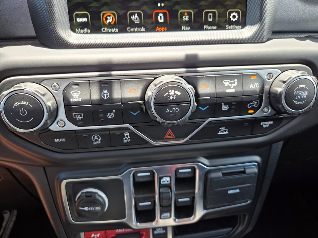 Used 2022 Jeep Gladiator Mojave w/ LED Lighting Group AWD/4WD image 27