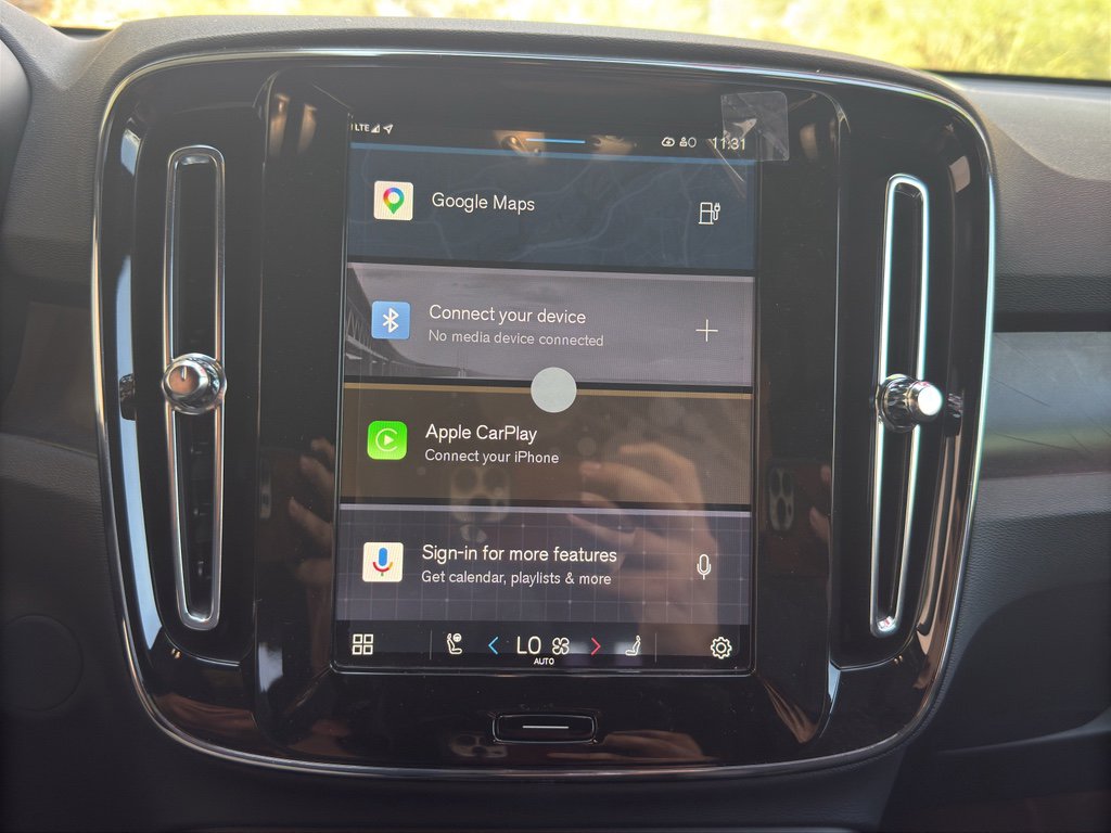 New 2025 Volvo EX40 Core w/ Climate Package AWD/4WD image 14