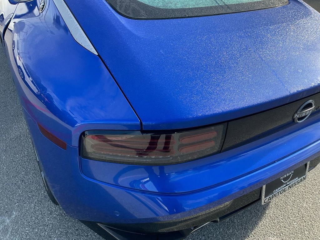 Used 2025 Nissan Z Sport w/ Floor Mat Package image 32