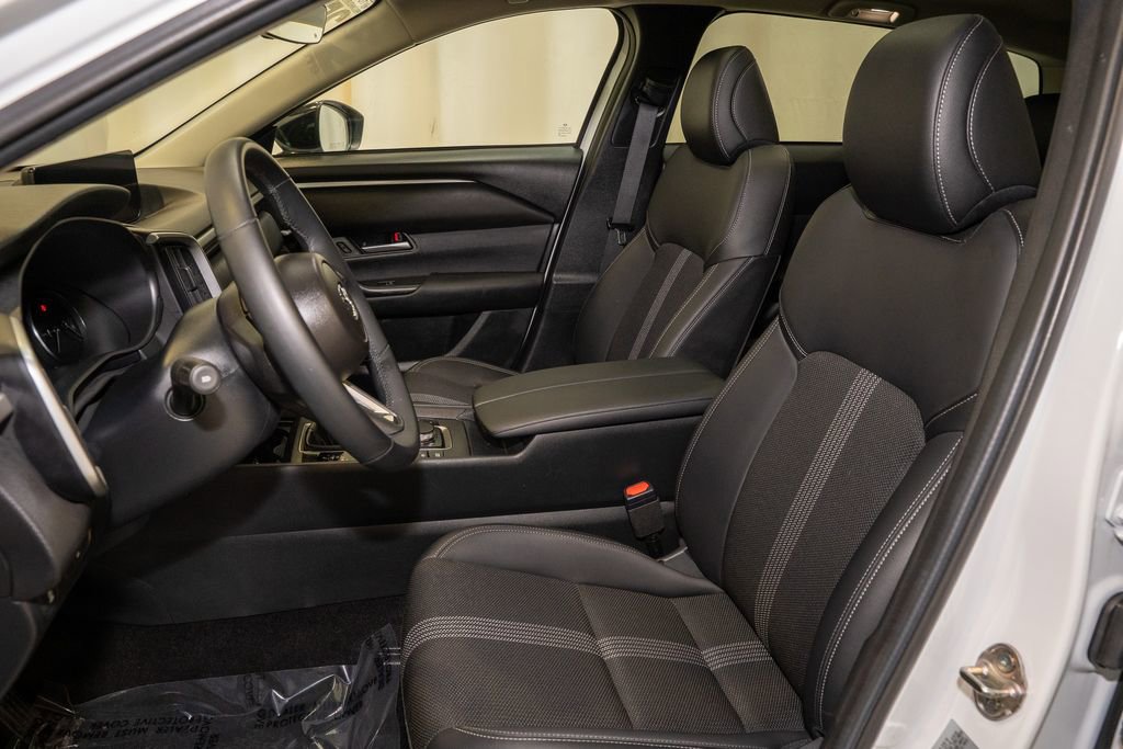 Used 2025 MAZDA CX-50 AWD 2.5 S w/ Premium Package image 12