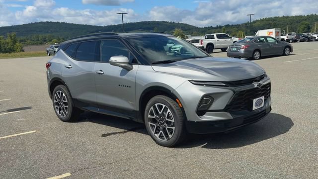 New 2026 Chevrolet Blazer RS AWD/4WD image 2