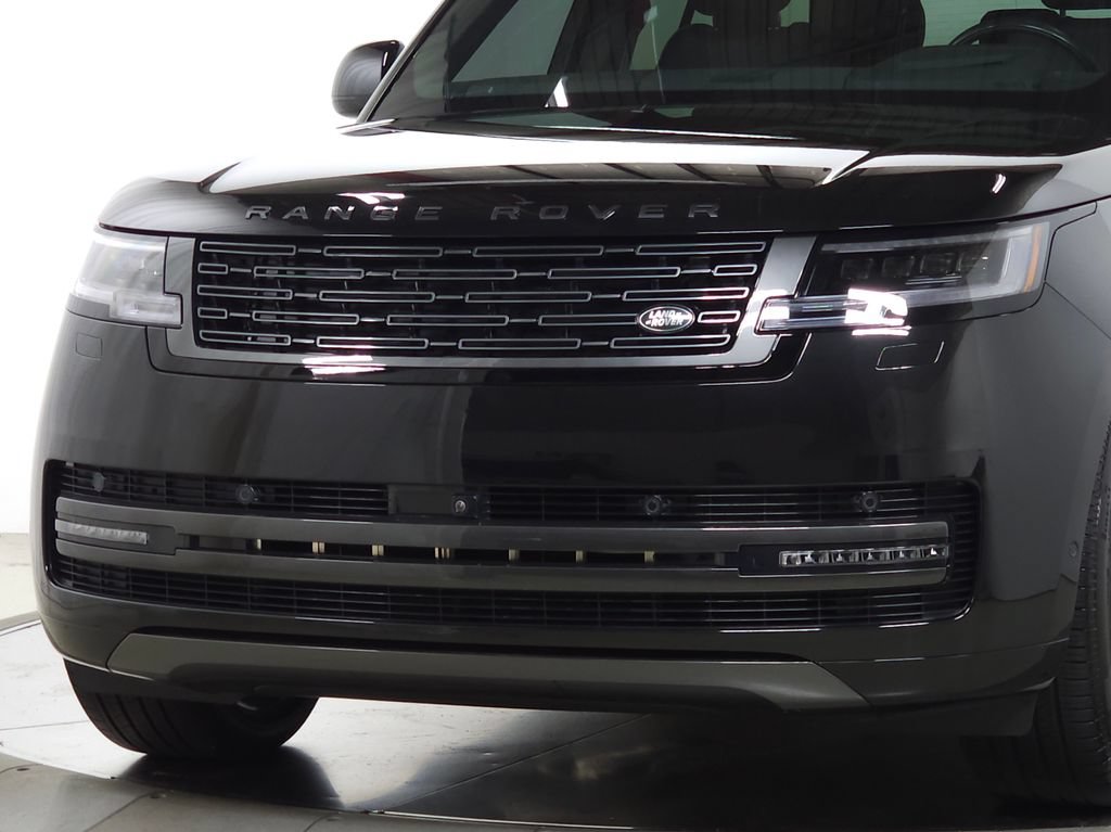 Certified 2026 Land Rover Range Rover SE AWD/4WD image 12