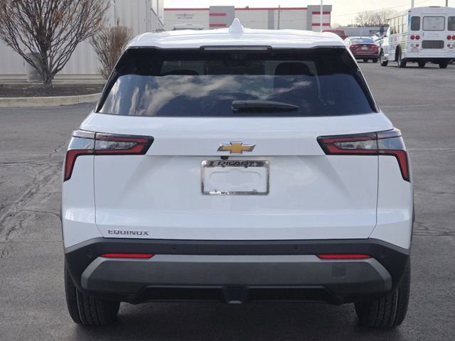 New 2026 Chevrolet Equinox LT w/ Safety and Technology Package image 19