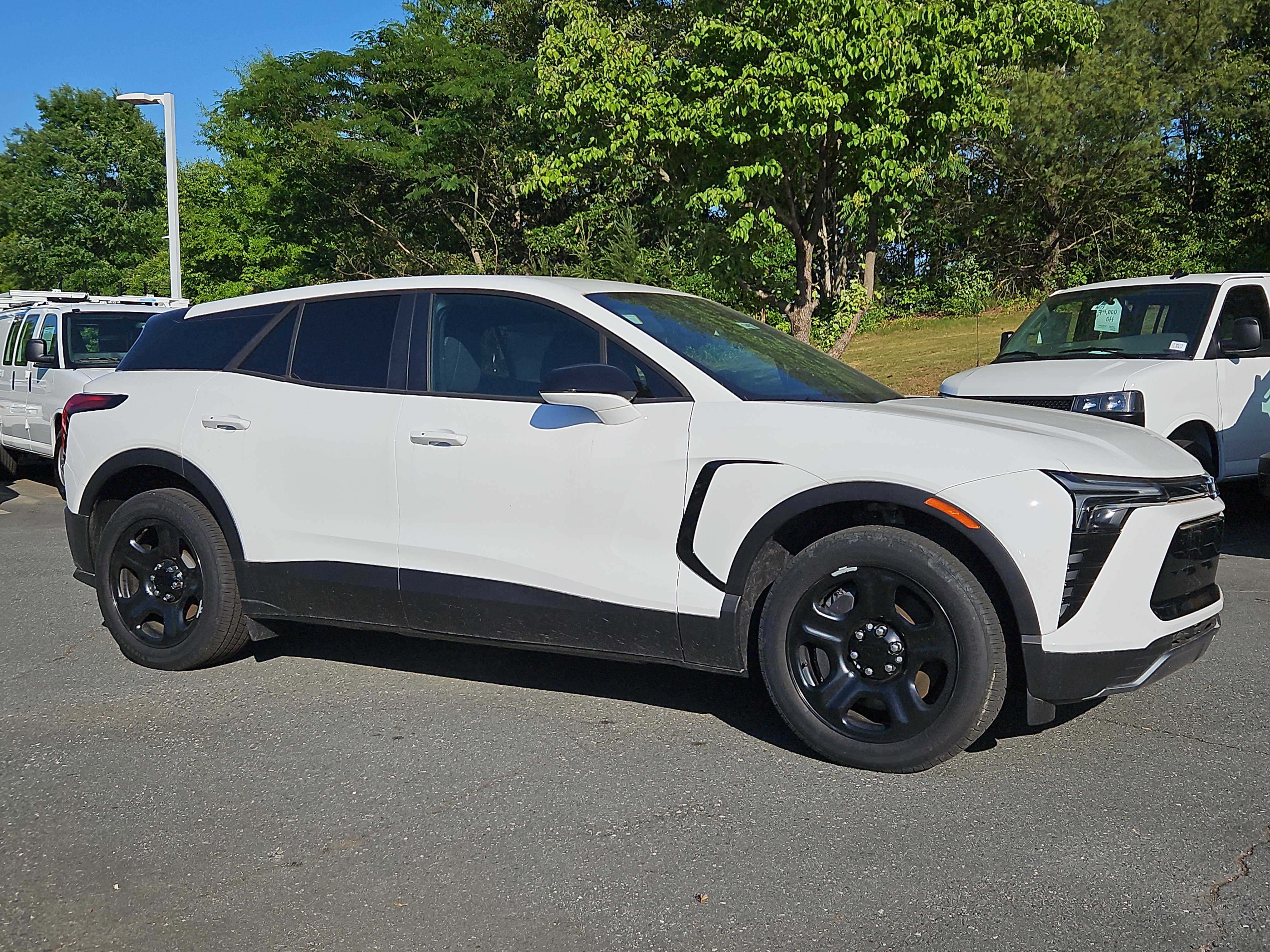 New 2025 Chevrolet Blazer EV AWD Police w/ Remote Keyless Entry Package image 6