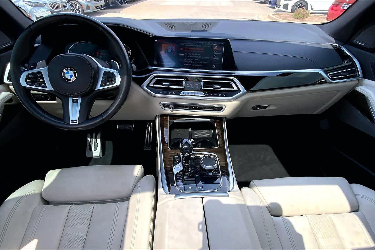 Used 2021 BMW X5 xDrive40i w/ M Sport Package image 14