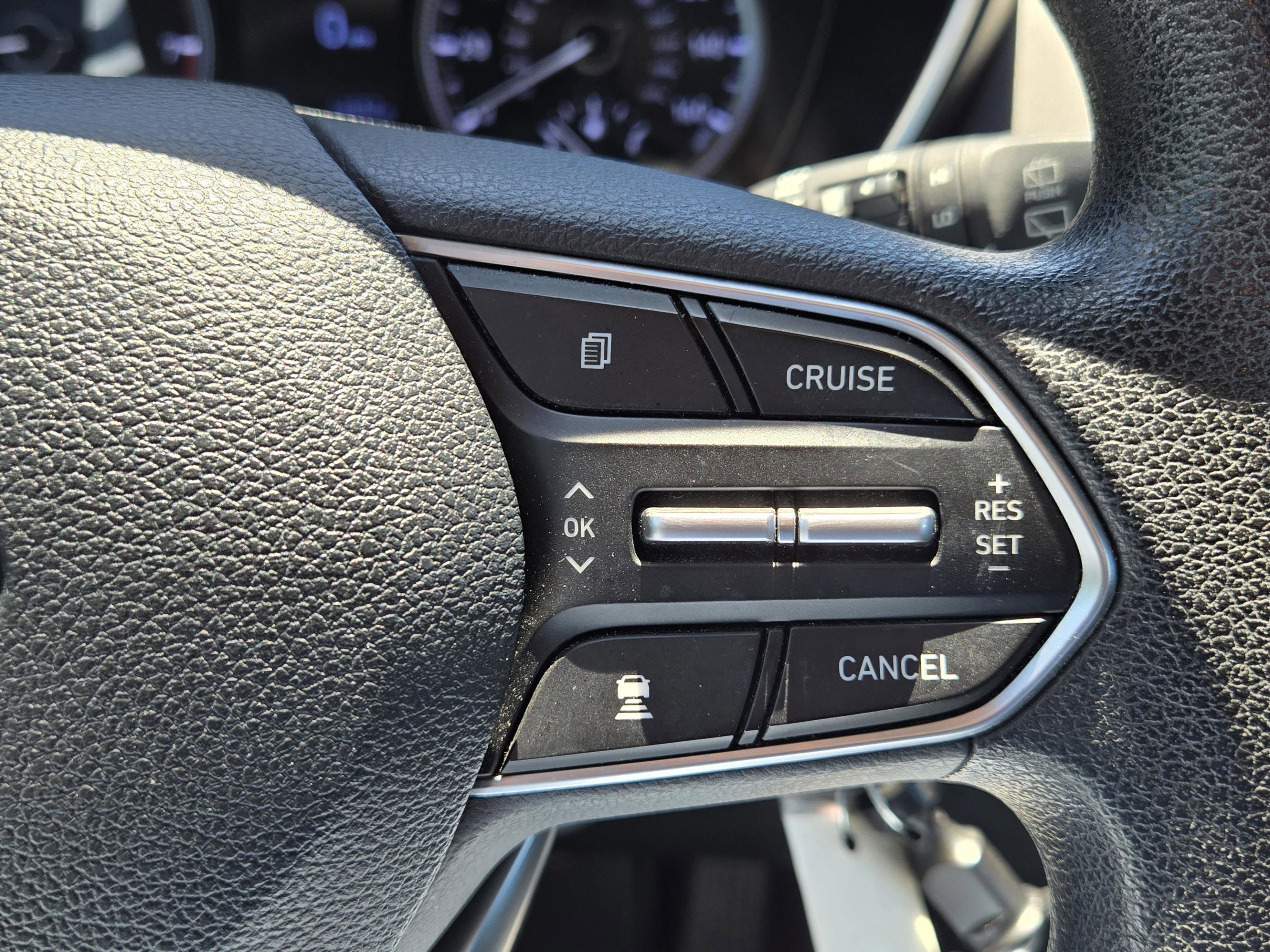 Used 2019 Hyundai Santa Fe SE FWD image 15