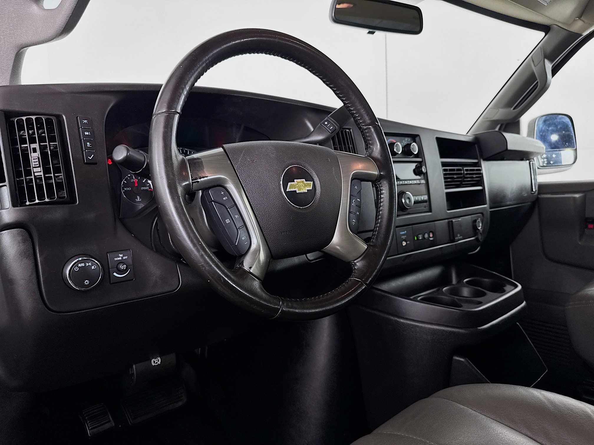 Used 2019 Chevrolet Express 2500 w/ Safety Package image 27