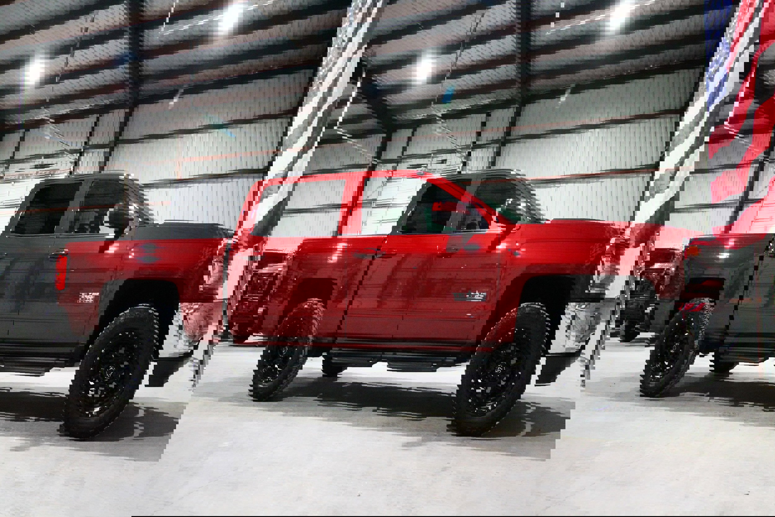 Used 2018 Chevrolet Silverado 1500 LT w/ Texas Edition image 15