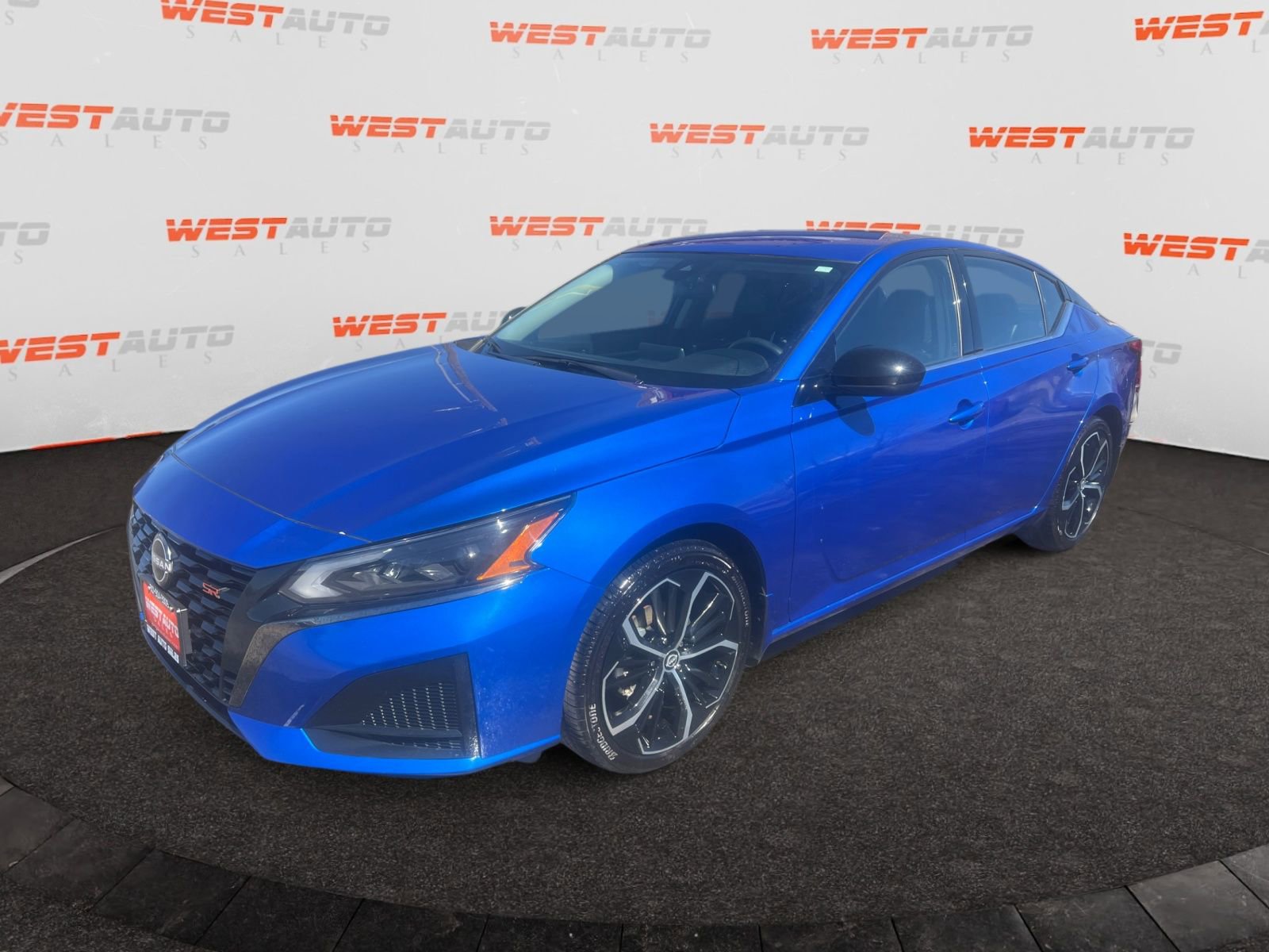 Used 2025 Nissan Altima 2.5 SR FWD image 1