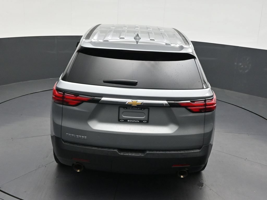 Used 2023 Chevrolet Traverse LS FWD image 19