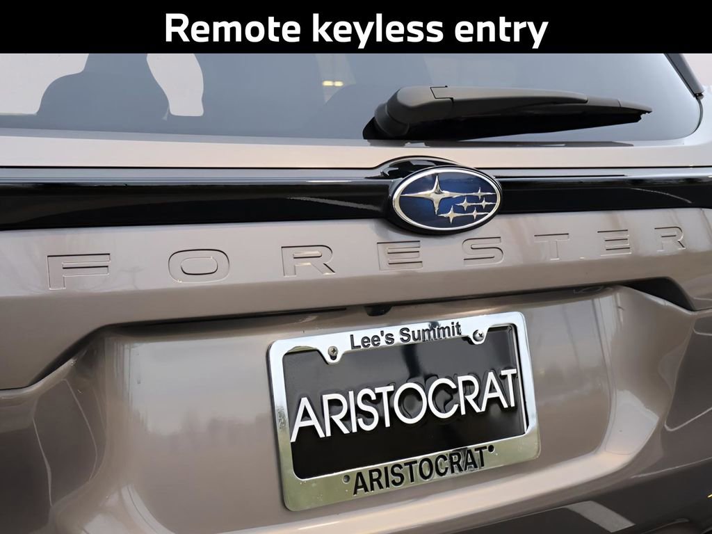 Used 2025 Subaru Forester Touring image 9