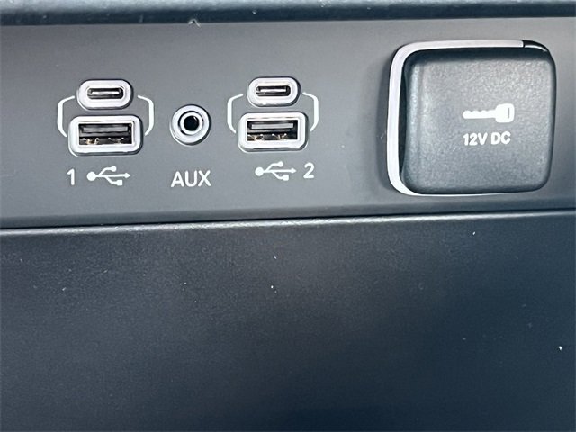 New 2025 Jeep Grand Cherokee Limited w/ Trailer Tow Package image 28