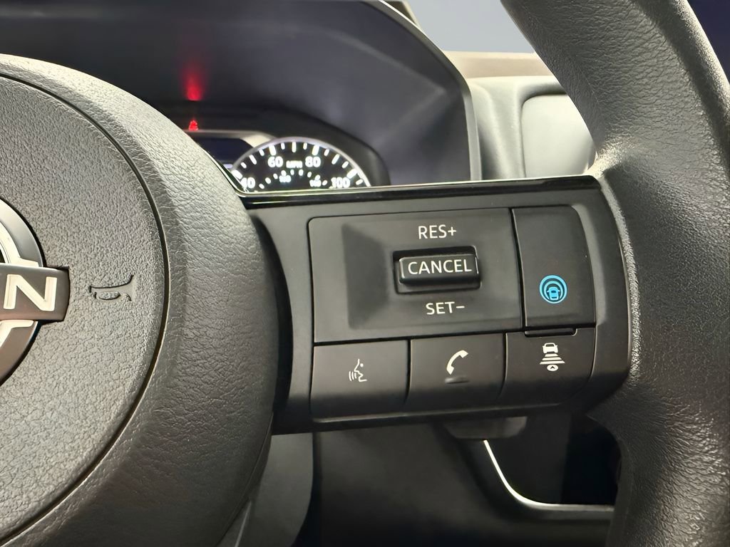 Used 2023 Nissan Rogue SV image 19