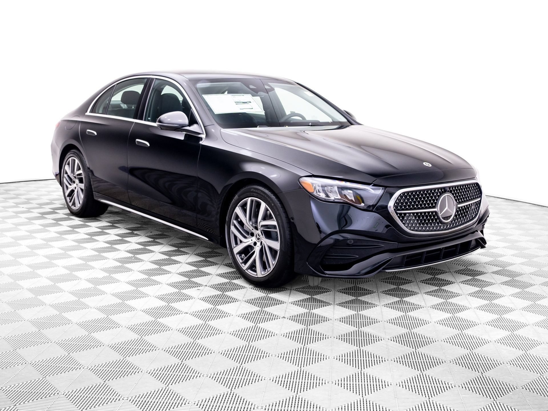 New 2027 Mercedes-Benz E 450 4MATIC Sedan image 7