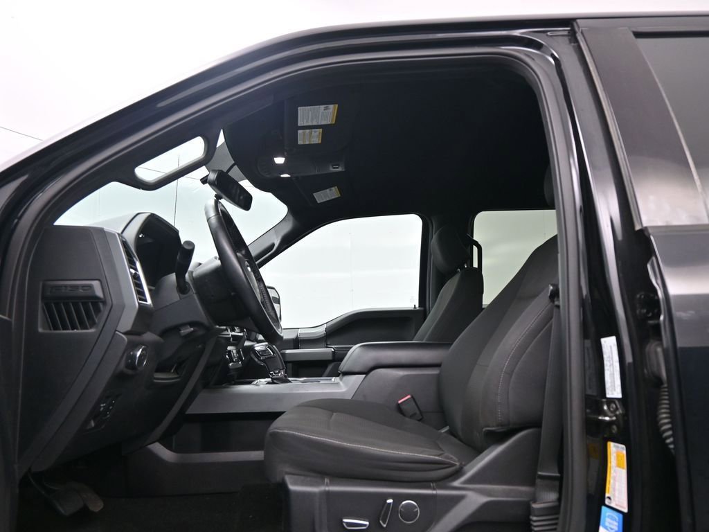 Used 2017 Ford F150 XLT w/ Equipment Group 302A Luxury image 14