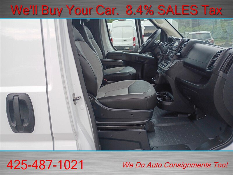 Used 2025 RAM ProMaster 2500 w/ Convenience Group FWD image 12