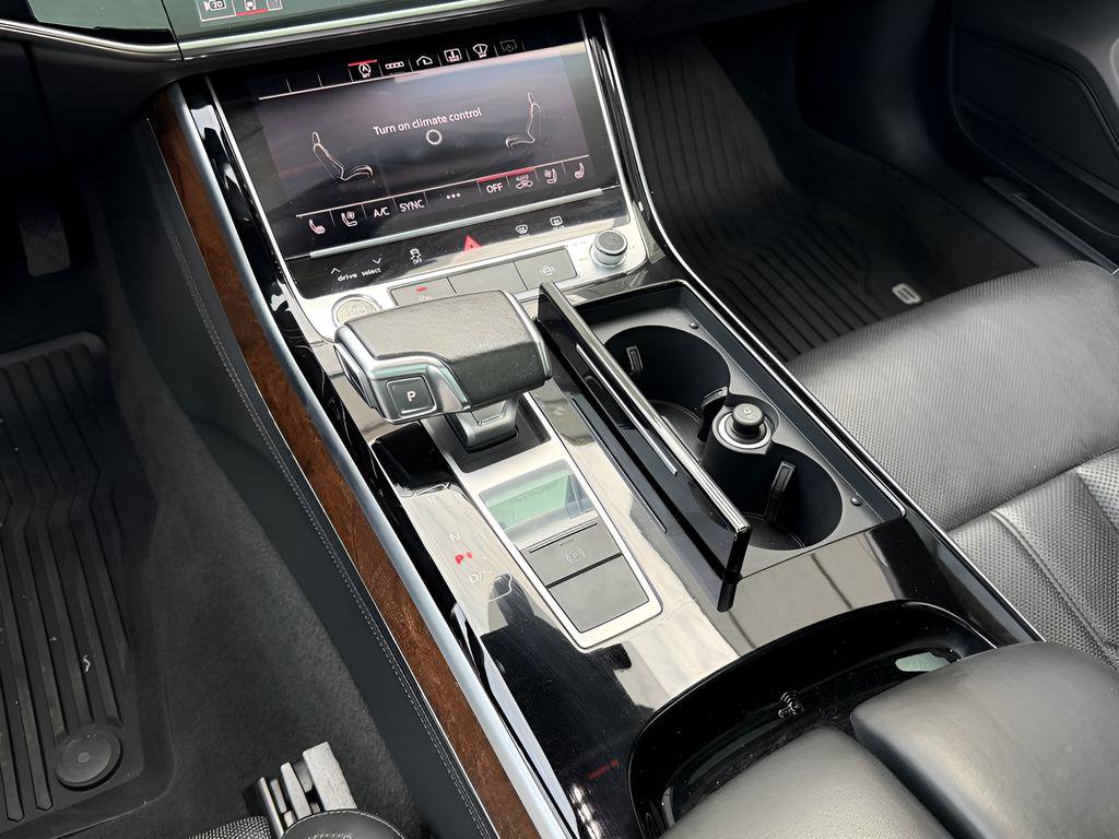 Used 2021 Audi A8 L 4.0T w/ Executive Plus Package image 47
