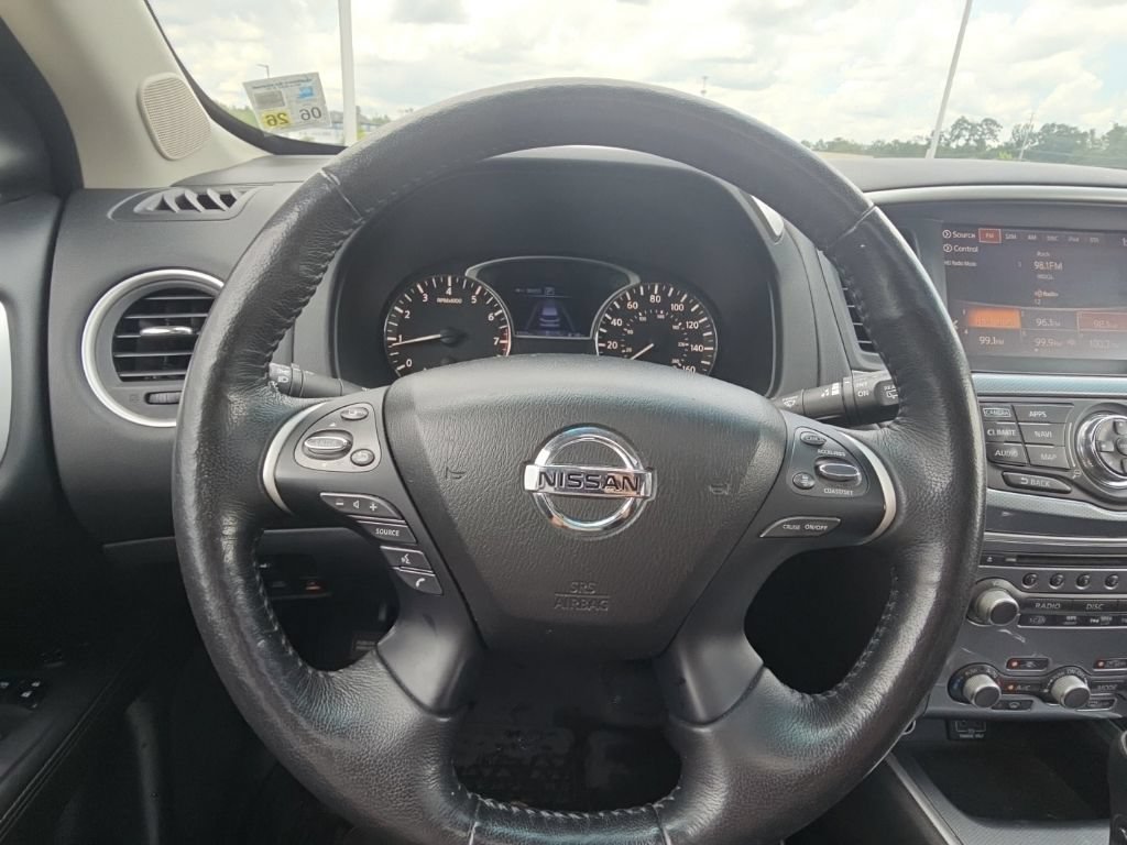 Used 2018 Nissan Pathfinder SL w/ SL Premium Package AWD/4WD image 32