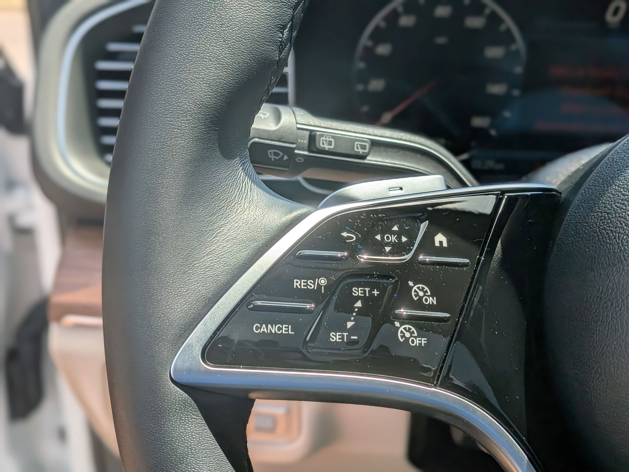 Certified 2026 Mercedes-Benz GLE 350 4MATIC image 16