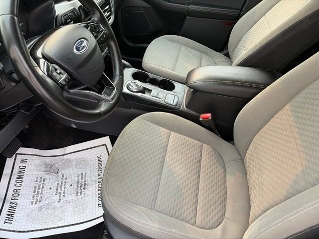 Used 2022 Ford Escape SE w/ Convenience Package FWD image 11