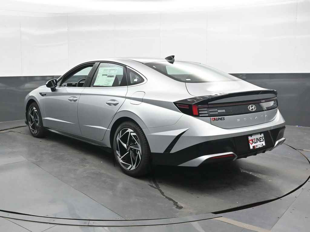 New 2026 Hyundai Sonata SEL AWD/4WD image 10