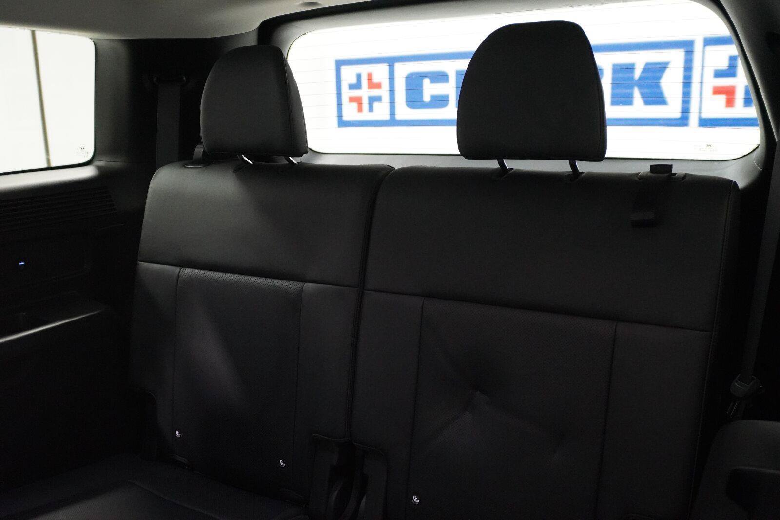 Used 2026 Hyundai Santa Fe SEL FWD image 25