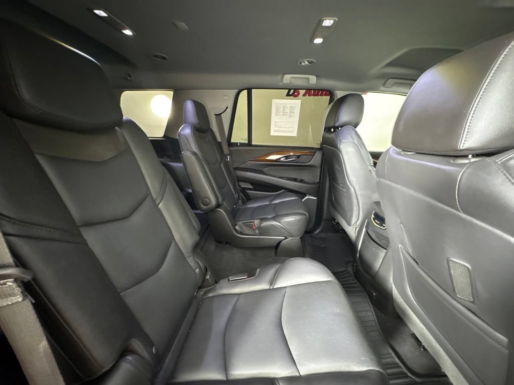 Used 2020 Cadillac Escalade 2WD image 45