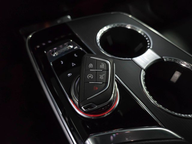 Used 2024 Cadillac Lyriq Luxury w/ LPO, Floor Liner Package image 44