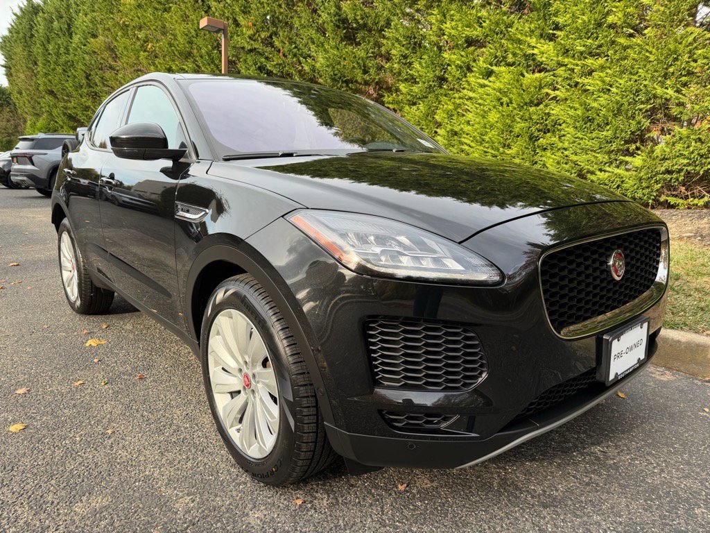Used 2020 Jaguar E-PACE SE image 6