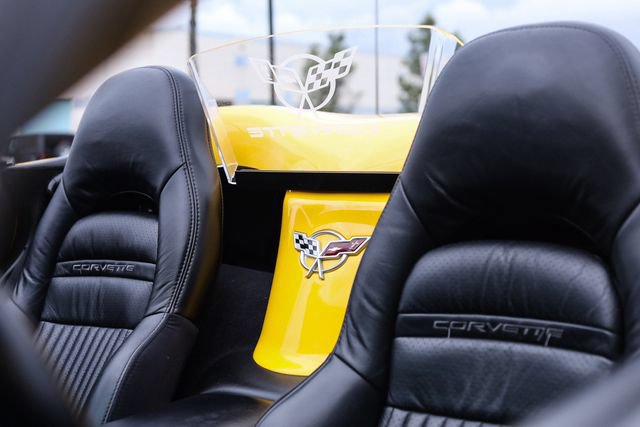 Used 2003 Chevrolet Corvette Convertible w/ Preferred Equipment Group1 RWD image 39